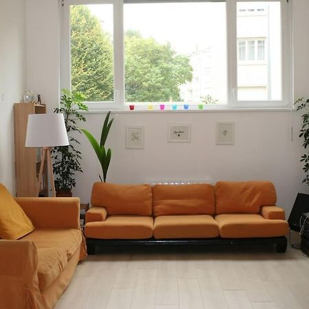 R-Appartements Strasbourg Cosy Orangerie Pour Vos Sejours En Famille Ou Entre Amis Exterior photo